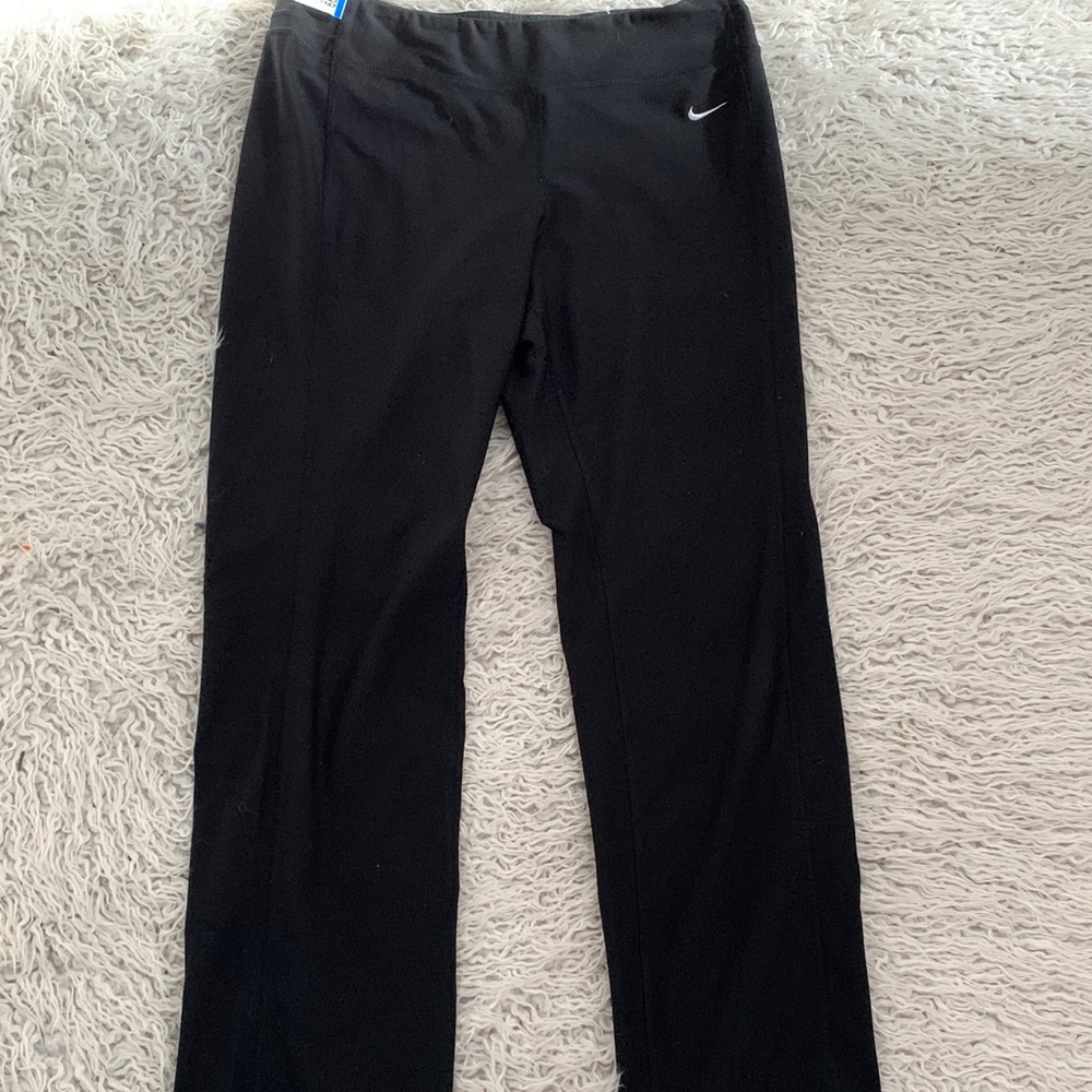 black nike legging yoga pants